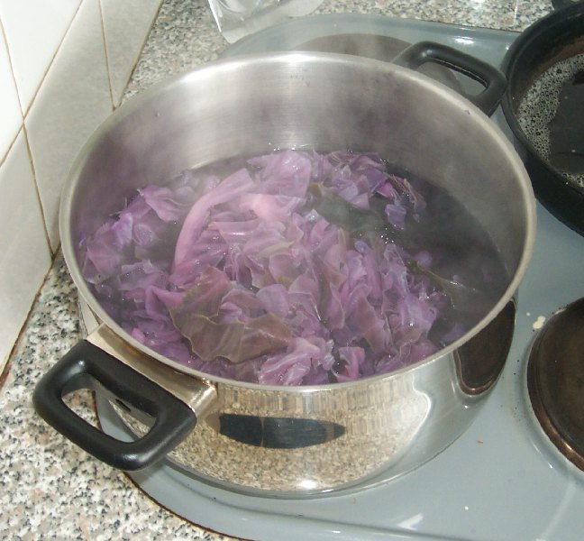 boiling up the cabbage