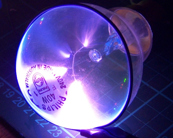 argon plasma in light bulb